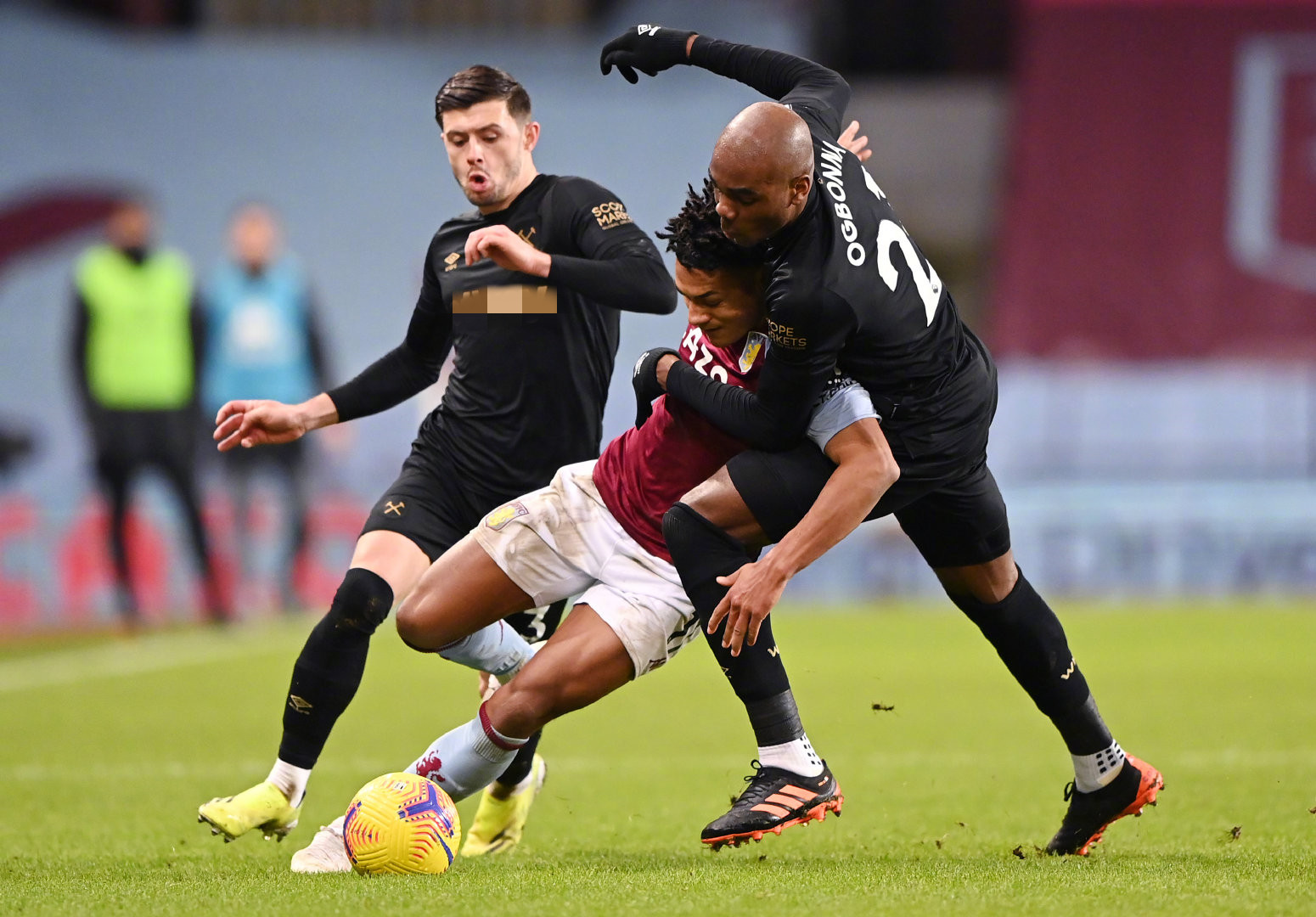 美媒评五大位置篮球之神：乔丹詹皇当之无愧 库里压一人引发争议